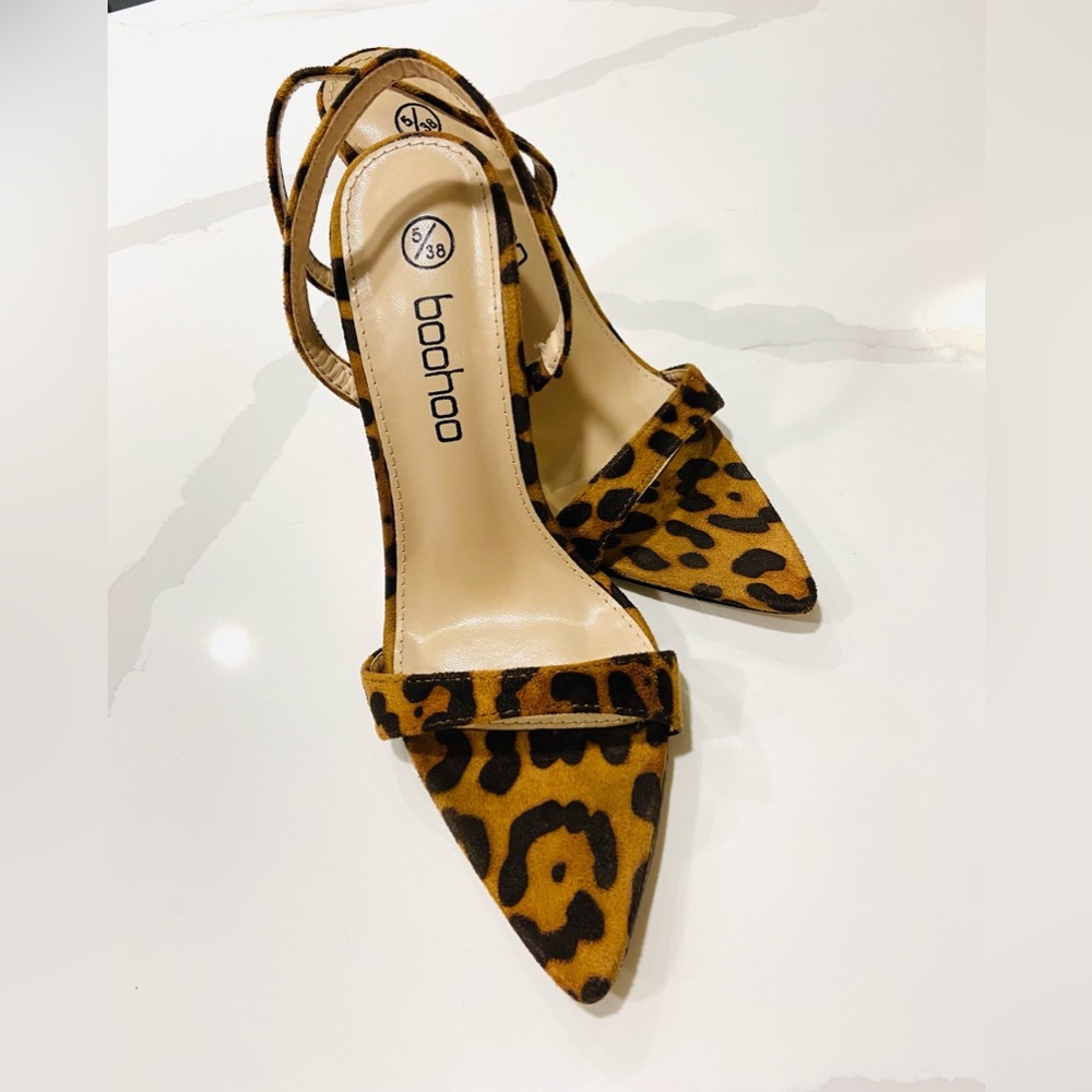 Leopard print heels size 7 - Picture 3 of 5